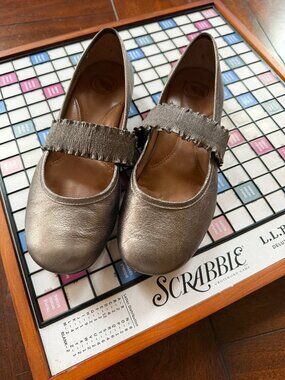 Nurture Seymore Leather Walking Flats Metallic Bronze Pewter Mary Janes Size